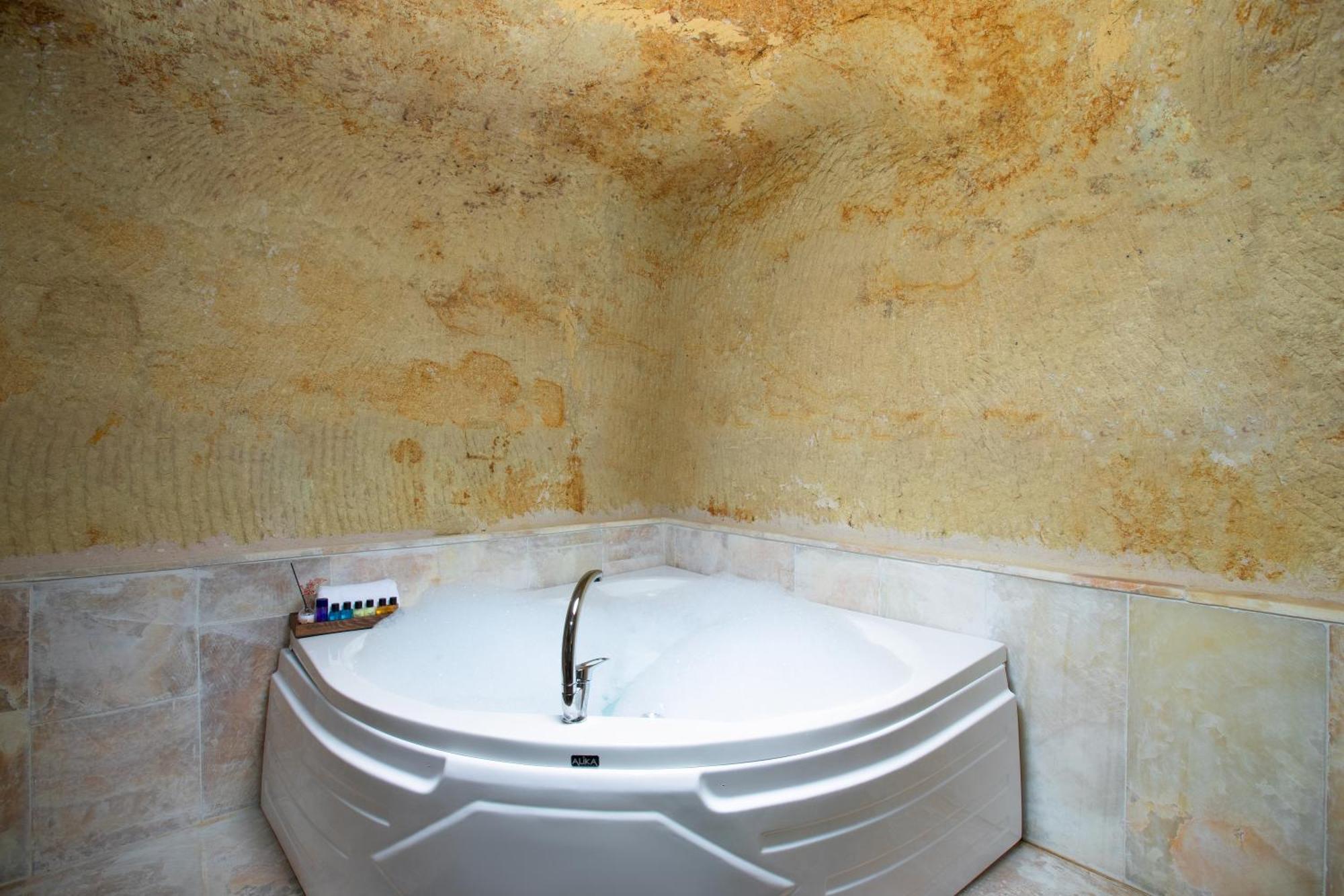 Romantic Cave Hotel ネヴシェヒル エクステリア 写真