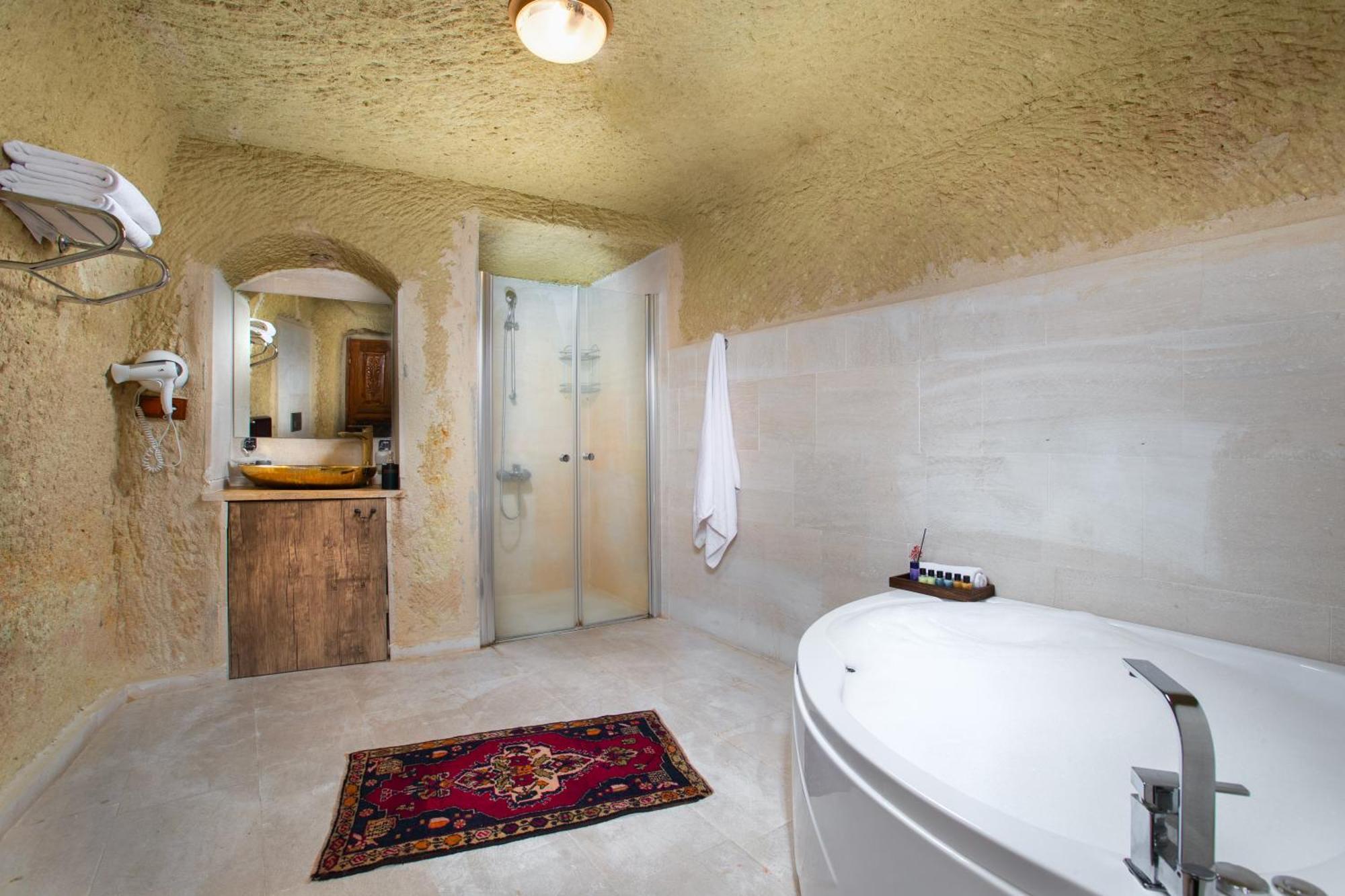 Romantic Cave Hotel ネヴシェヒル エクステリア 写真