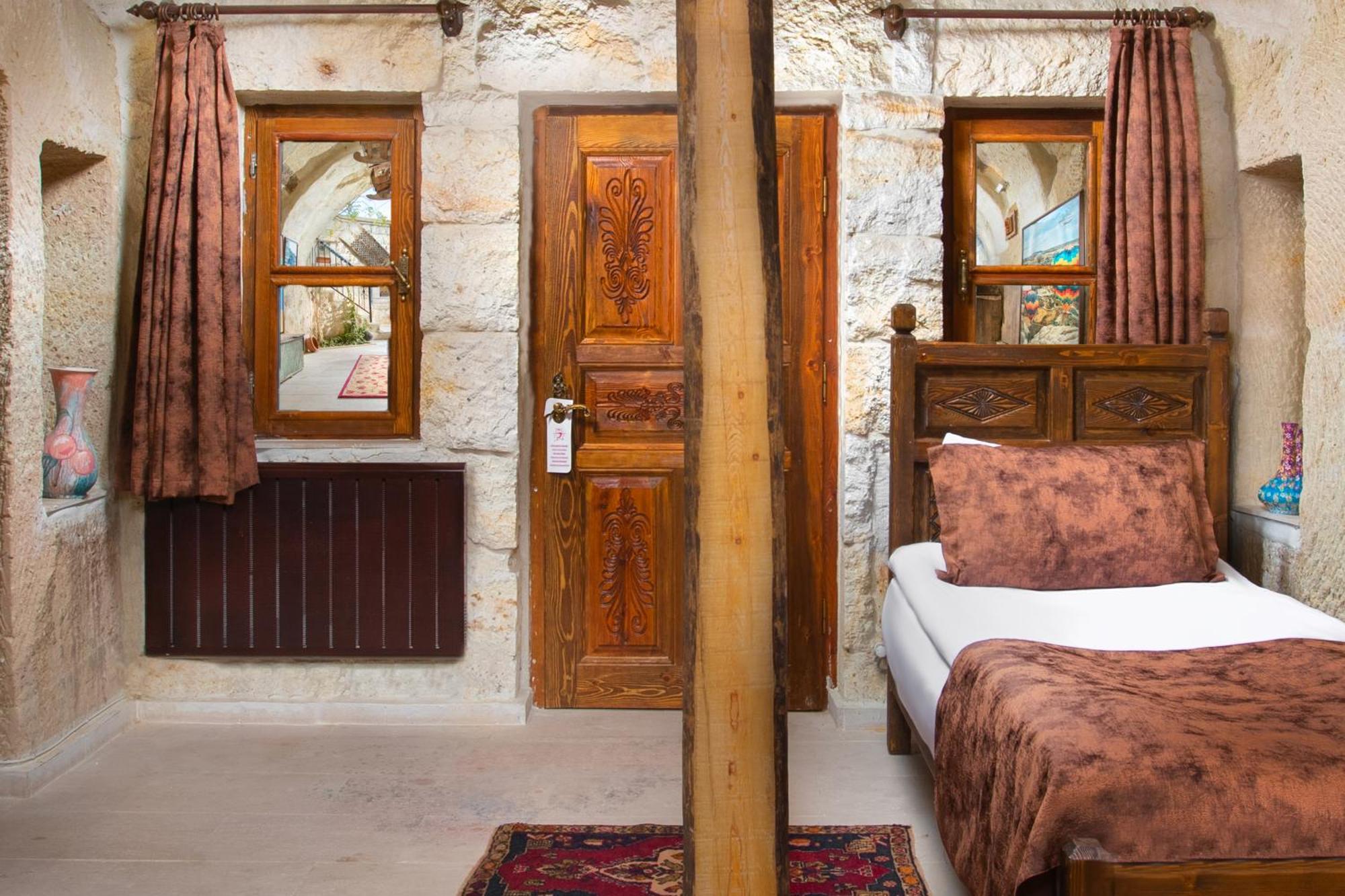 Romantic Cave Hotel ネヴシェヒル エクステリア 写真